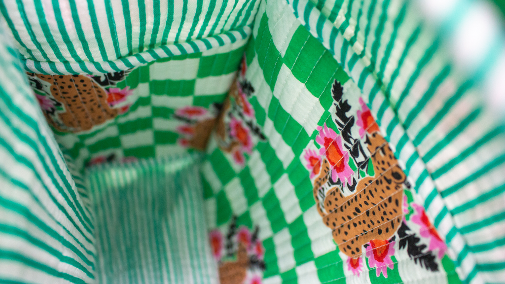 Racende Cheeta Travel tote